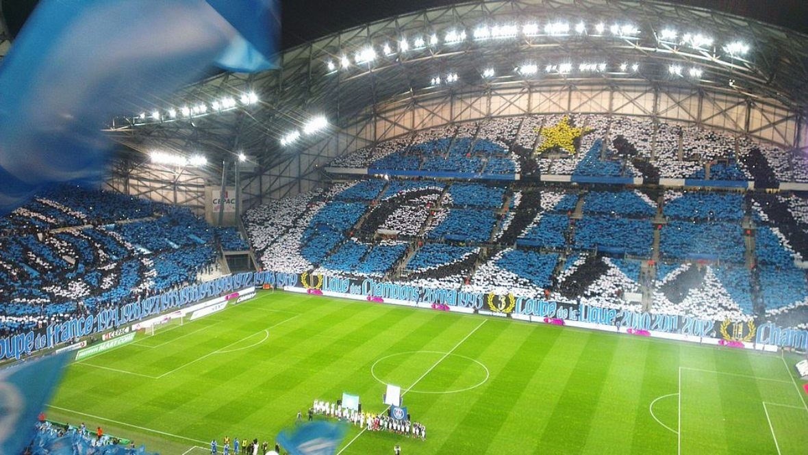 Dans les tribunes du stade vélodrome à Marseille